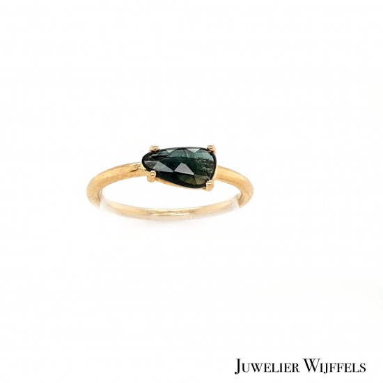 H en L ATELIER SIERADEN, RINGEN 210001 • 